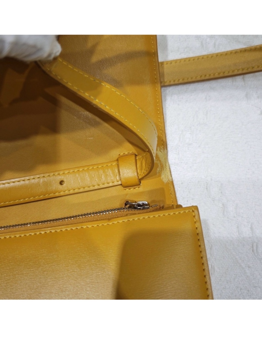 Celine Classic Box Style Leather Shoulder Bag Yellow Minimal Chic - Picture 10 of 14